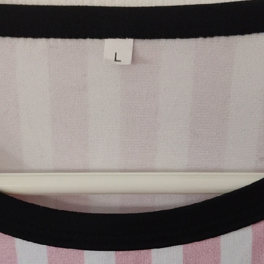 💤 Women's Pyjamas (2-Piece Set) with Black Trim 💤 - Picture 2 of 7